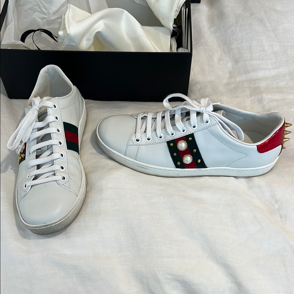 Gucci White Leather Sneakers with Studs